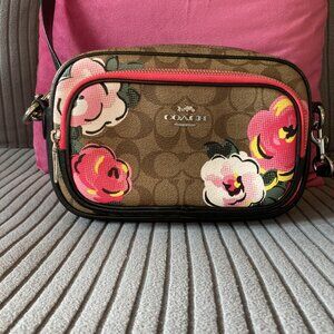 Coach Floral Bag — Pristine 🌸